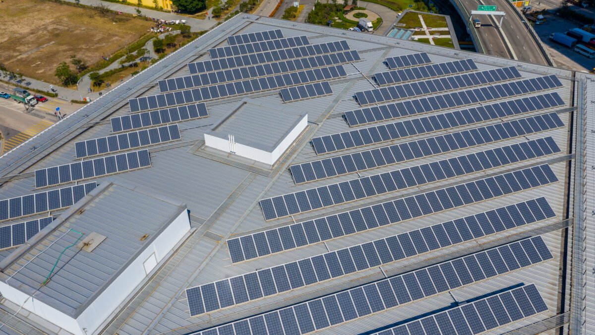 techo con paneles solares